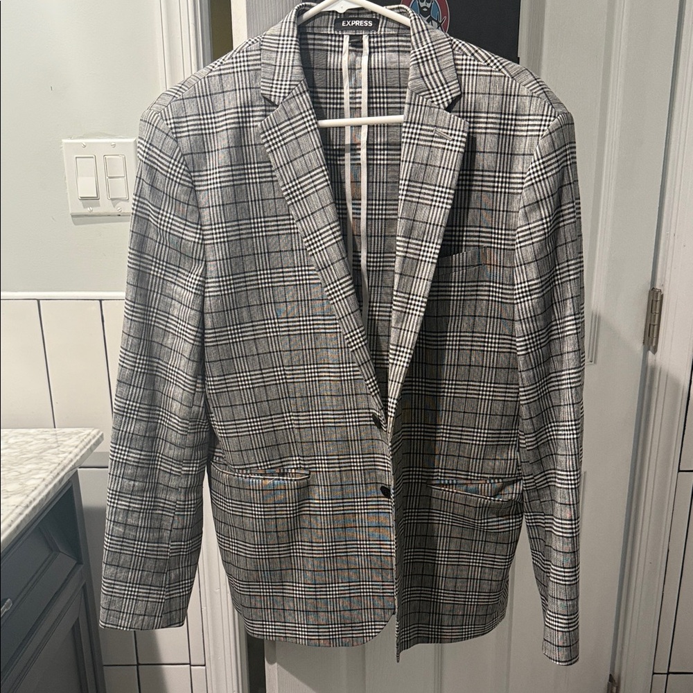 Express Men's Black and White Checkered Blazer